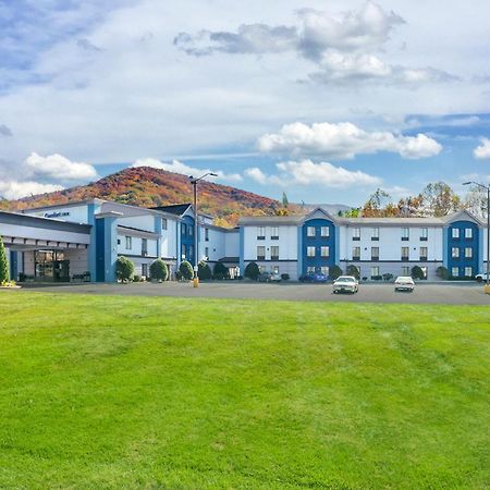 Comfort Inn Asheville East-Blue Ridge Pkwy Access Bagian luar foto