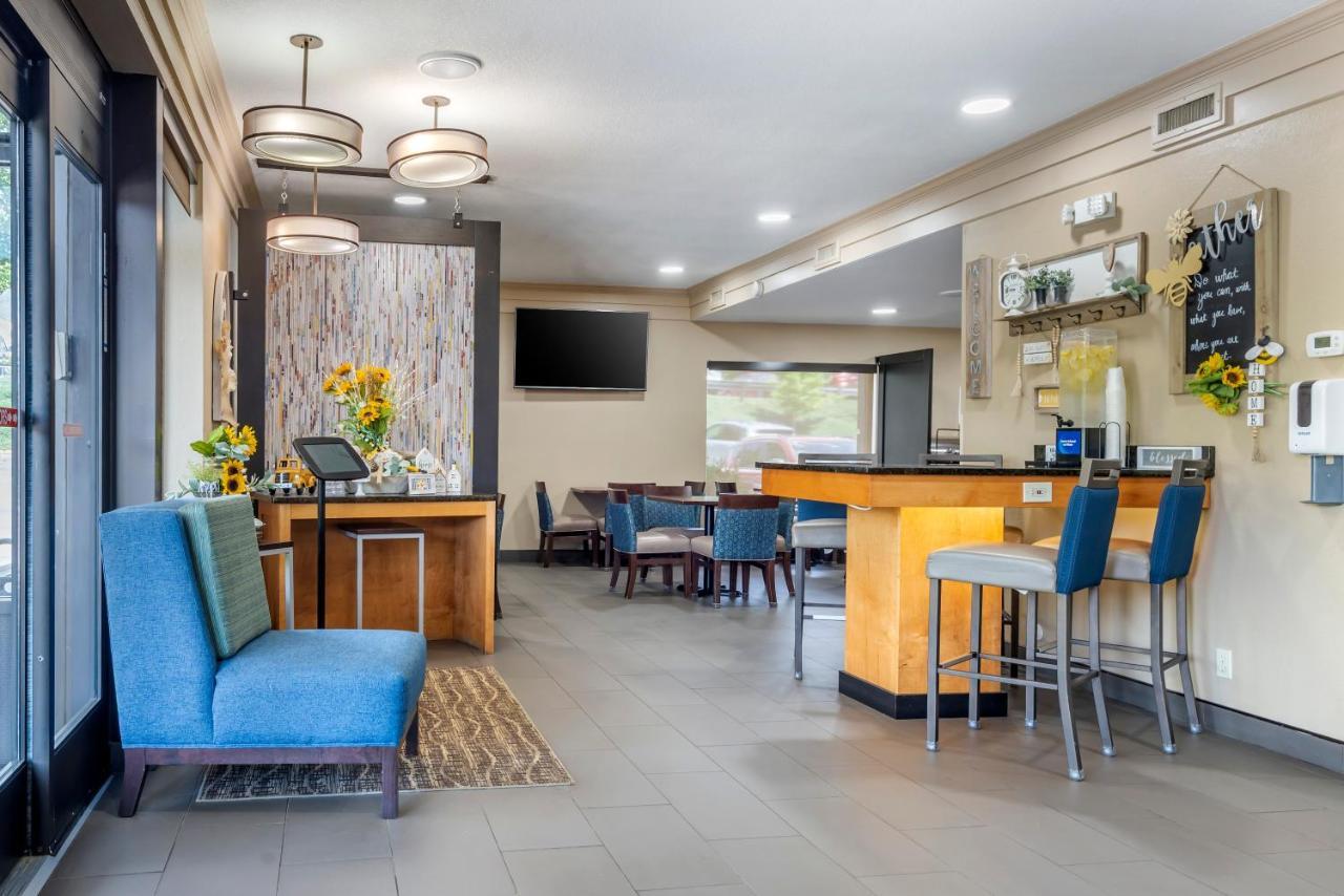 Comfort Inn Asheville East-Blue Ridge Pkwy Access Bagian luar foto