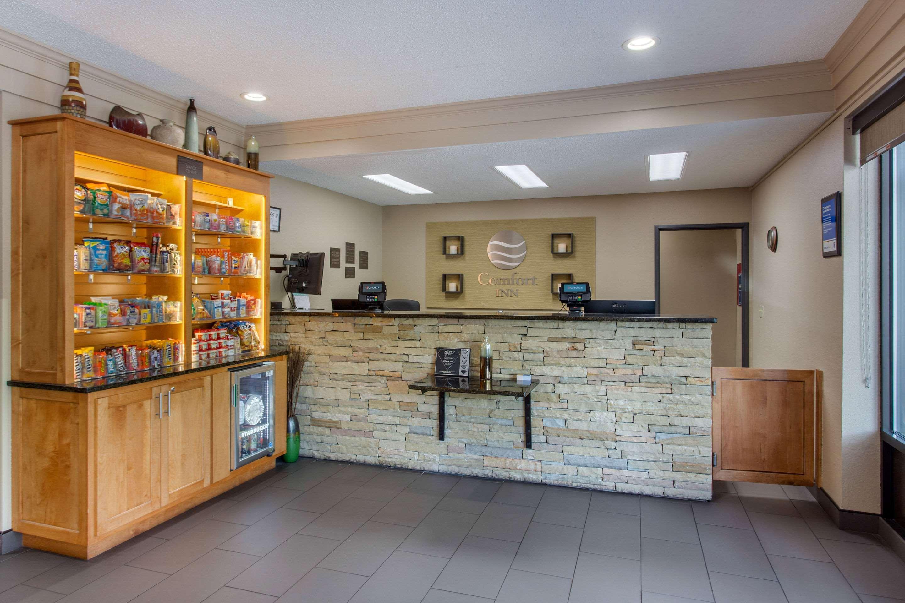 Comfort Inn Asheville East-Blue Ridge Pkwy Access Bagian luar foto